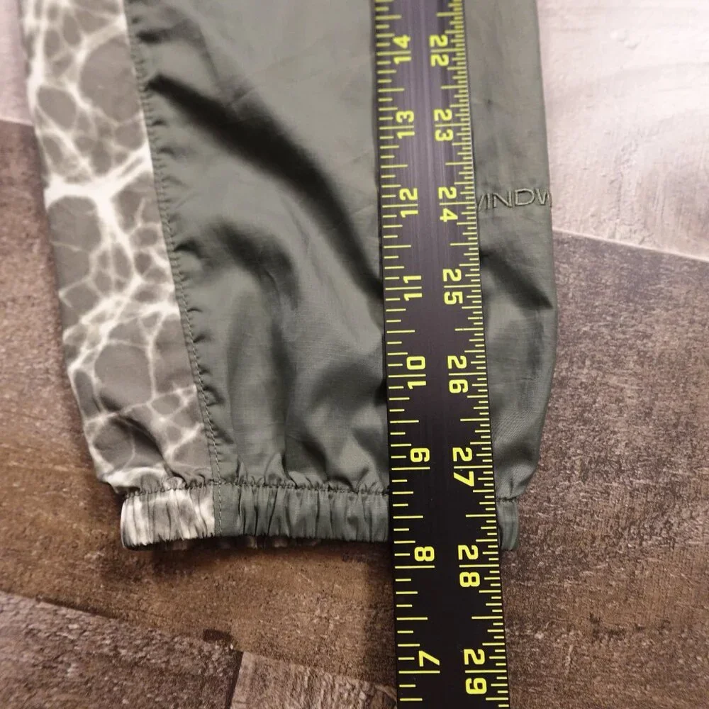 The North Face WindWall Full-Zip Hooded Jacket Men’s Medium Green‎ Gray Abstract